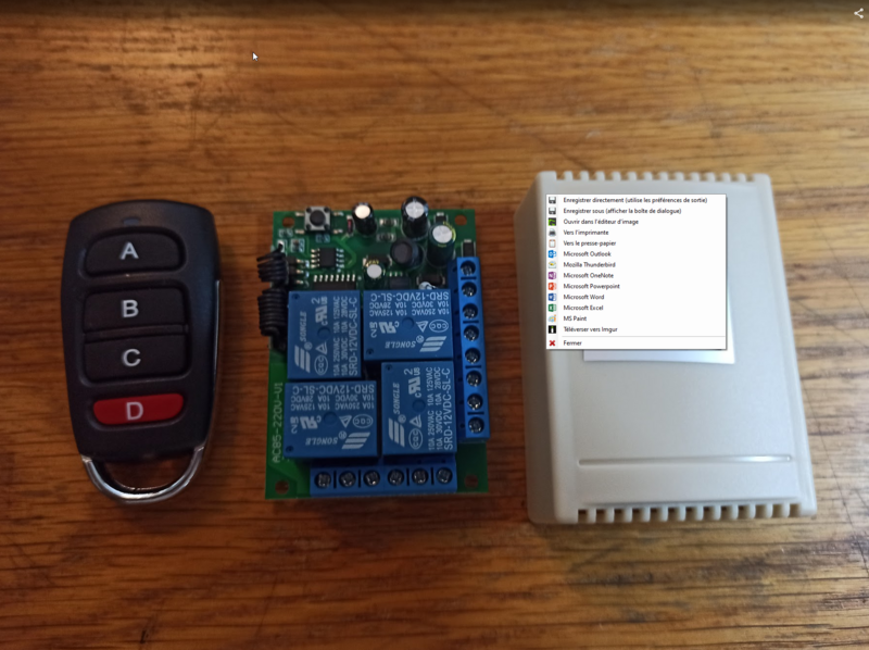 Fichier:433 mhz remote.png